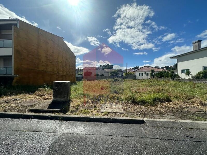 Plot of land for construction Vila Verde - great location