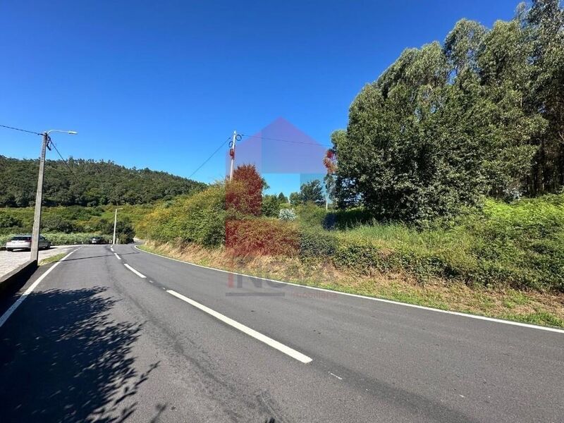 Land with 10557sqm Esqueiros Vila Verde