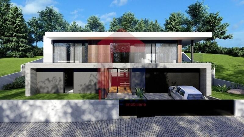 Terreno com 926m2 Friande Póvoa de Lanhoso - zona sossegada, bons acessos