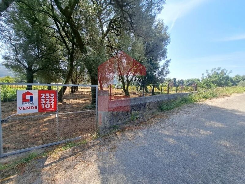 Terreno com 2800m2 Solo Urbanizado, Ponte Vila Verde - bons acessos