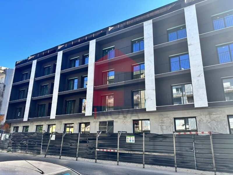 Apartment nuevo in the center T1 Braga - parking space, air conditioning, garage, solar panels