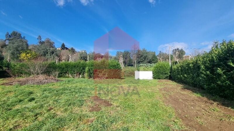 Land with 903sqm Valbom São Pedro Vila Verde - easy access