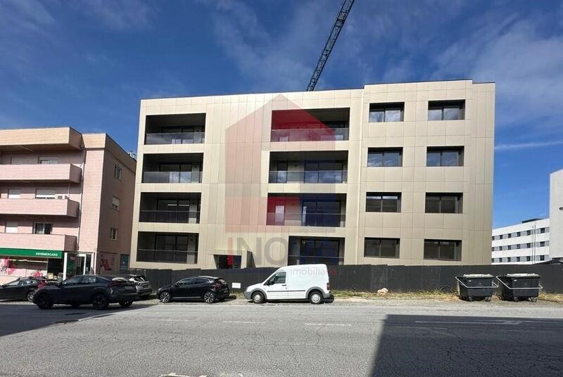 Apartment T3 nouvel Ferreiros Braga - double glazing, air conditioning, balcony, garage