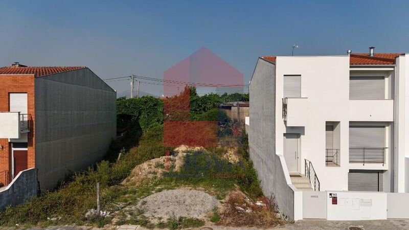 House V3 nieuw Turiz Vila Verde - garage, double glazing, automatic gate, air conditioning