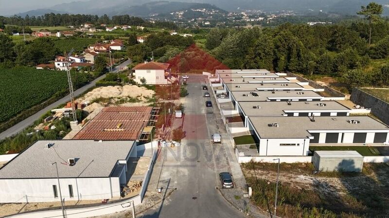 House Single storey V3 Coucieiro Vila Verde