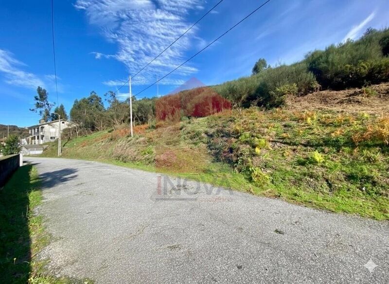 Land with 1800sqm Duas Igrejas Vila Verde