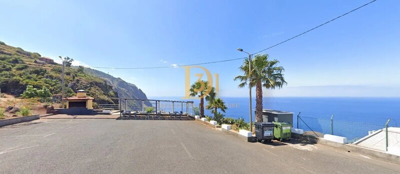 Exclusive land with definitive sea view in Calheta