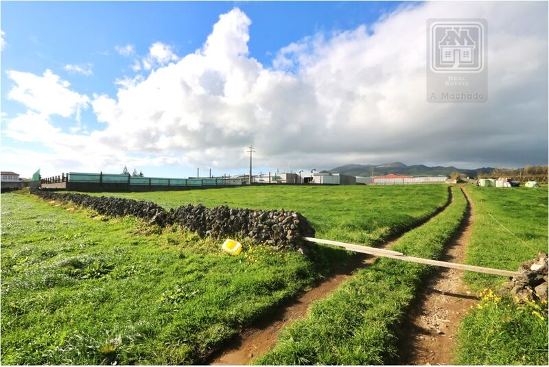 Terreno Agrícola com 25280m2 Arrifes Ponta Delgada