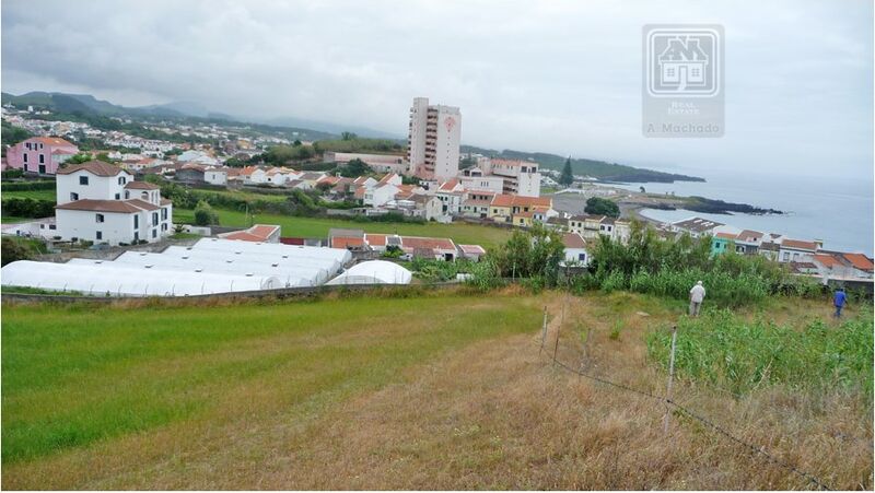 Terreno com 11880m2 Rosto de Cão (São Roque) Ponta Delgada