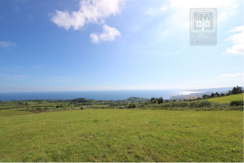 Venda de Terreno Rústico com 23860m2 Santa Cruz Lagoa (São Miguel)