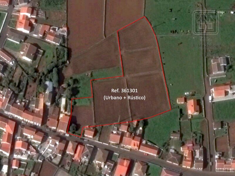 Terreno Agrícola com 6778m2 Vila de São Sebastião Angra do Heroísmo - viabilidade de construção, garagem
