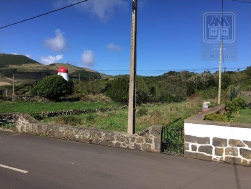 Land Rustic with 726sqm Luz Santa Cruz da Graciosa - electricity, construction viability