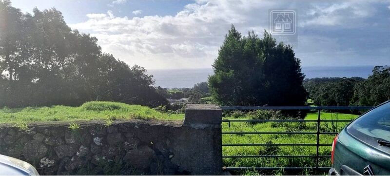 Terreno com 31944m2 Posto Santo Angra do Heroísmo