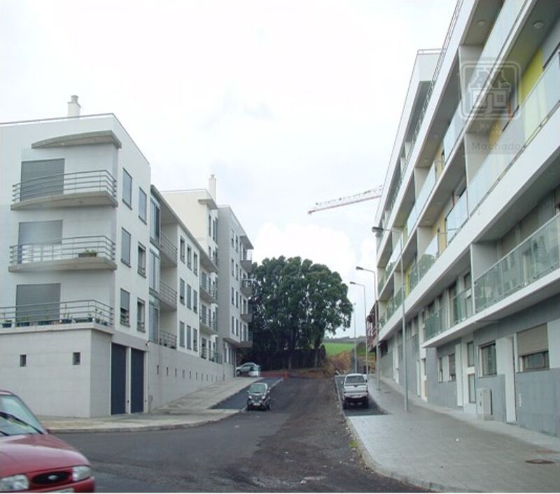 À venda Terreno com 3900m2 São José Ponta Delgada