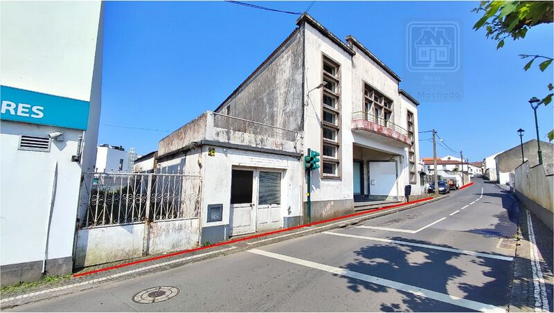 Building Commercial Arrifes Ponta Delgada