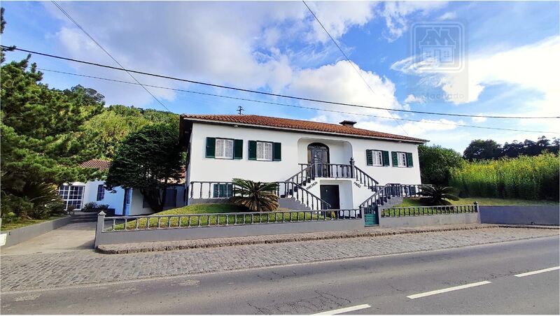 Villa Isolated V5 Ginetes Ponta Delgada - swimming pool, garden, attic, garage, fireplace