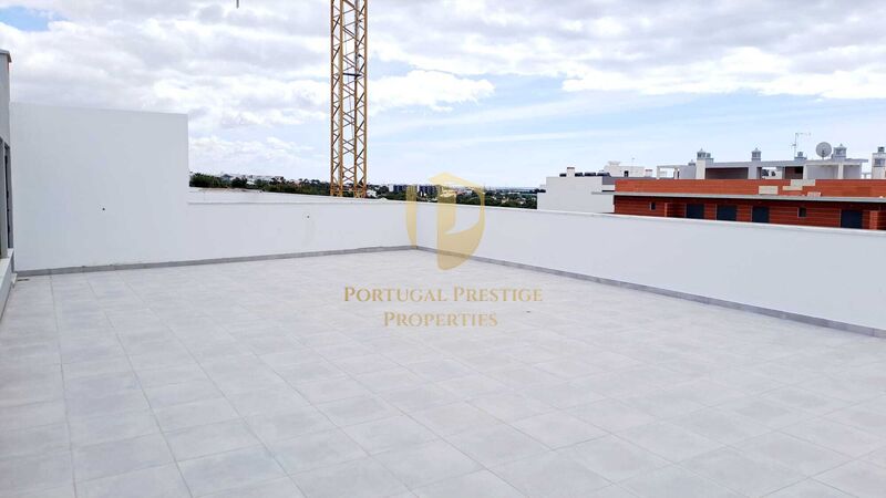 Apartamento T4 novo com vista mar Tavira - varanda, terraço, painéis solares, ar condicionado, vista mar