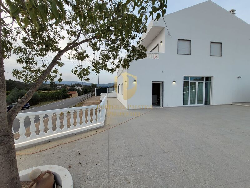 House 5 bedrooms Refurbished Rasmalho Portimão - garden, fireplace, barbecue, garage, swimming pool