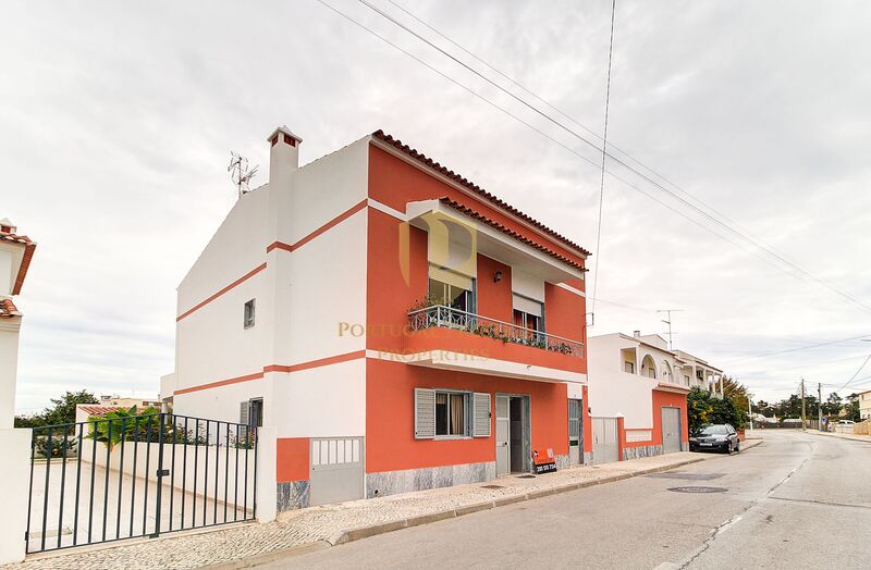 House 4 bedrooms Hortas Vila Real de Santo António - fireplace, barbecue, terrace, balcony, balconies, garage
