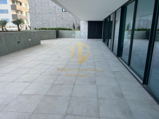 Apartamento T3 de luxo perto da praia São Gonçalo de Lagos - cozinha equipada, isolamento térmico, piscina, sauna, ar condicionado