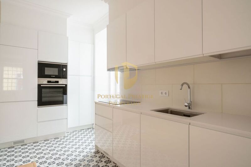 Apartment 0+2 bedrooms Duplex Vila Real de Santo António - 1st floor, terrace, air conditioning