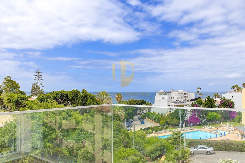 Apartamento T3 de luxo com vista mar Areias de São João Albufeira - piscina, isolamento acústico, terraço, vista mar, ar condicionado, cozinha equipada, varandas