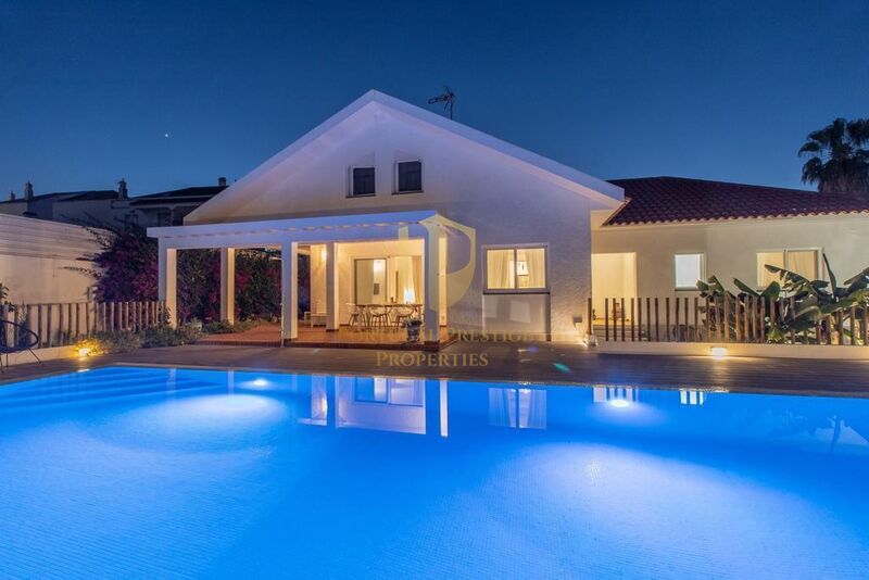 House V5 Luxury in the center Vila Nova de Cacela Vila Real de Santo António - garage, fireplace, garden, terrace, swimming pool