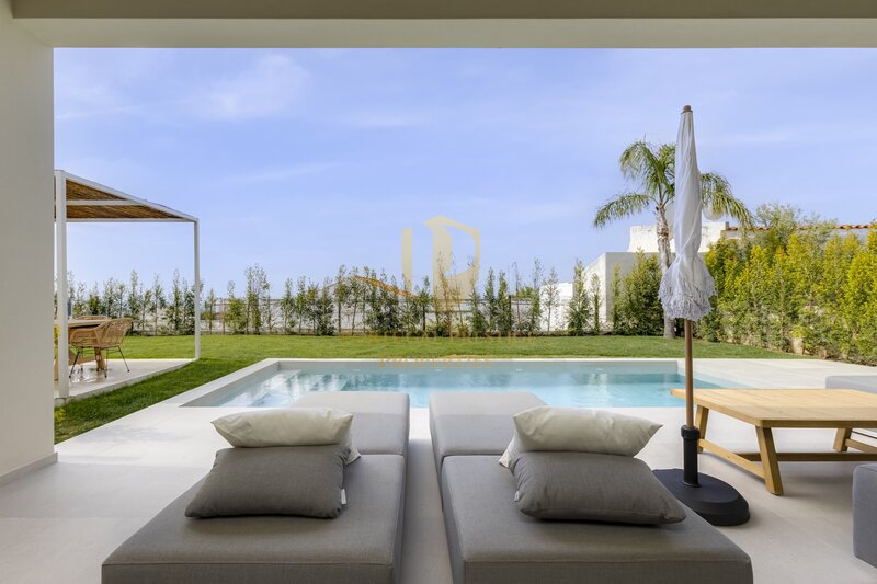 -826036813_ID62bbce01-0000-0500-0000-0000199c12b4.jpg