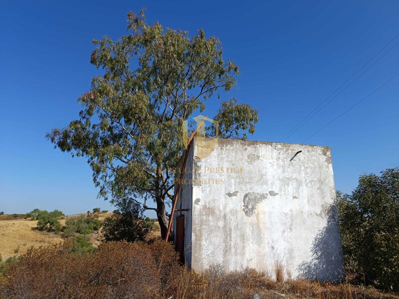 Terreno Misto com 77630m2 Malhão Castro Marim - furo, árvores de fruto, excelente vista, água