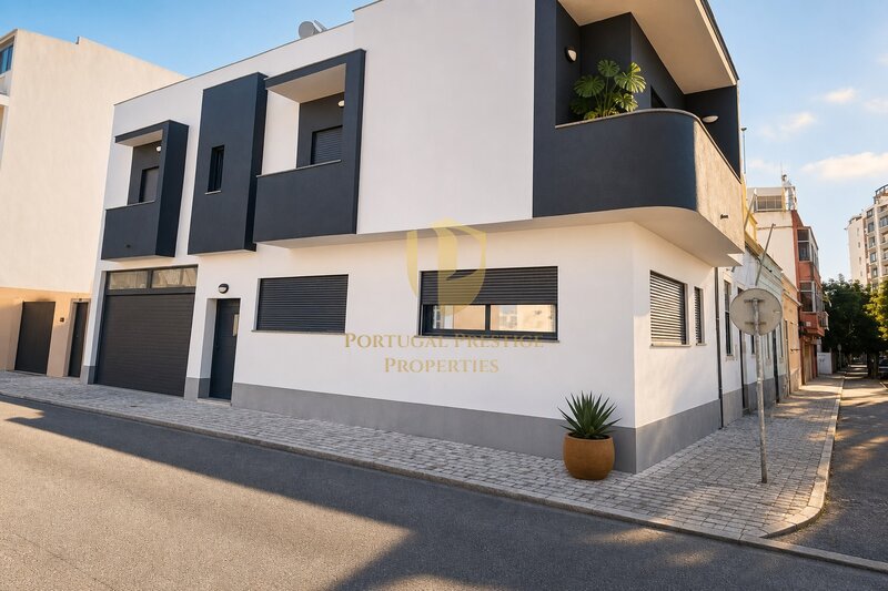 Maison V3 Moderne au centre Faro - portail automatique, barbecue, terrasse, garage
