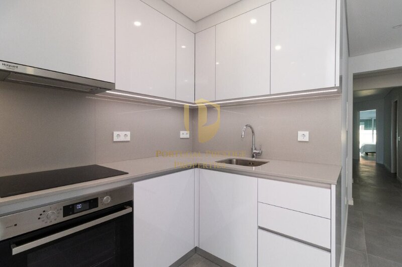 Apartamento T2 Moderno en el centro Monte Gordo Vila Real de Santo António - amueblado, aire acondicionado, aislamiento térmico, balcón