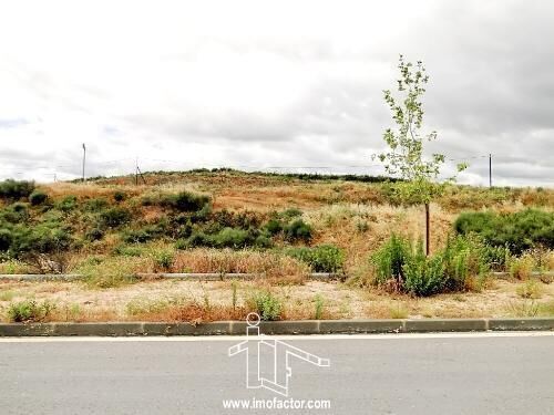 Plot with 690sqm Castelo Branco