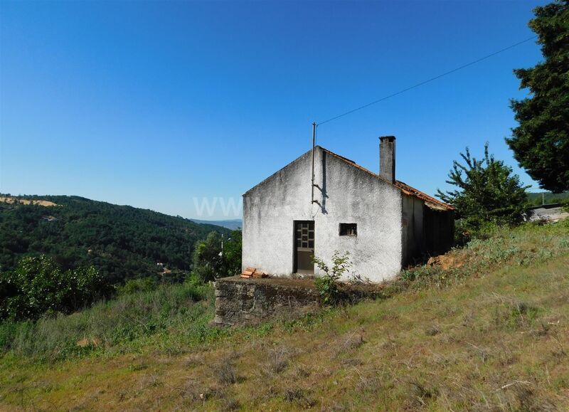 Moradia V2 Teixoso Covilhã para vender - zona calma