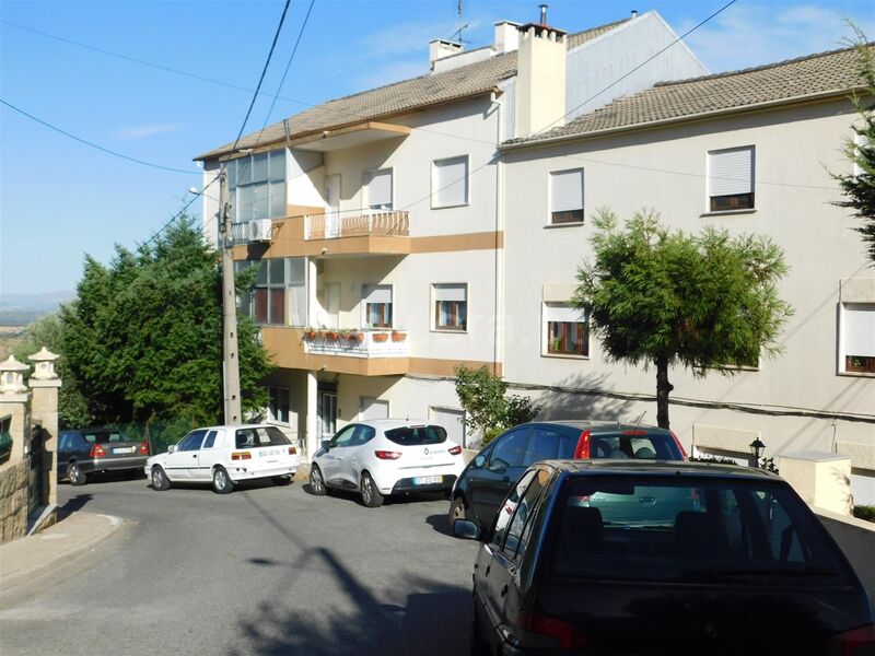Apartamento T2 para venda Tortosendo Covilhã - jardins, sótão