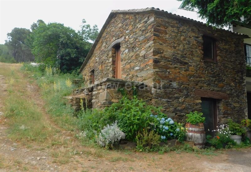 Venda Moradia V0 Vale de Amoreira Manteigas