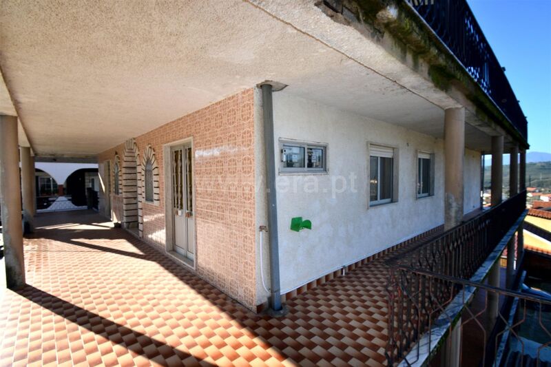 Apartment T3 Paul Covilhã - store room, balconies, fireplace, garden, balcony, garage, gardens