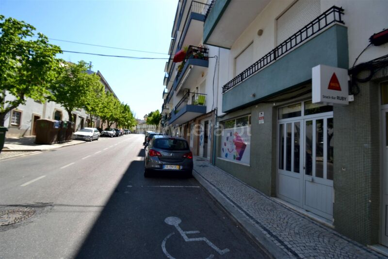 Restaurant Equipped in the center Castelo Branco - storefront, kitchen, wc