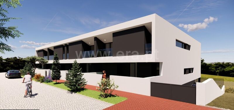House Modern 4 bedrooms Teixoso Covilhã - heat insulation, gardens, garage, air conditioning, automatic gate