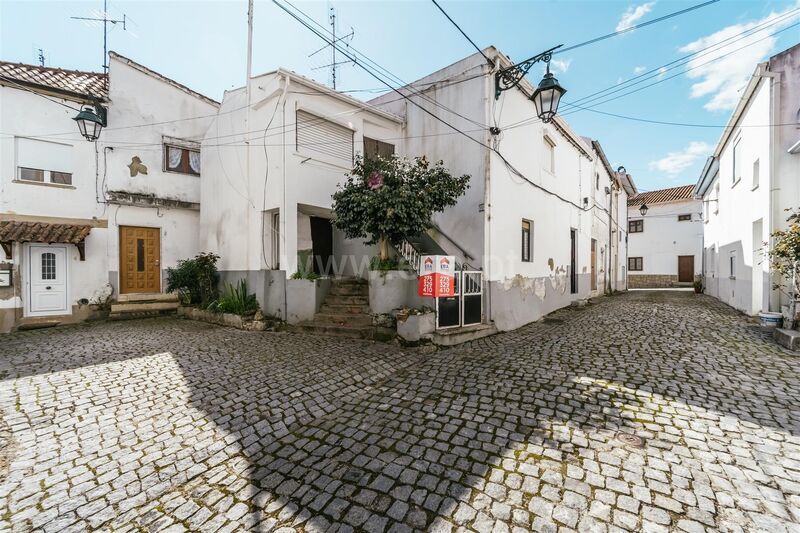 House V5 Boidobra Covilhã - gardens