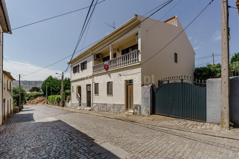 Moradia Isolada T4 / Covilhã, Coutada
