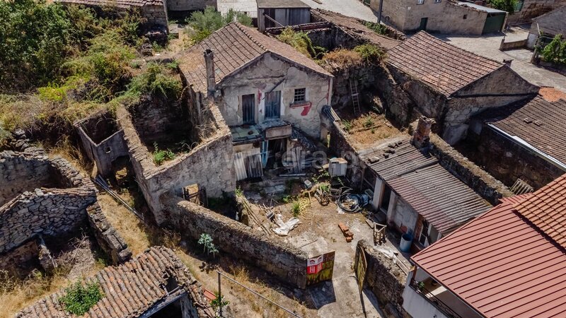 Moradia Isolada T2 / Belmonte, Inguias