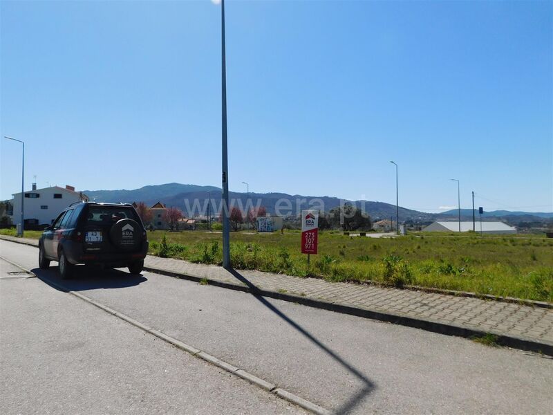 Land with 440sqm Fundão