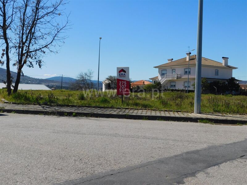 Plot of land with 501sqm Fundão - easy access
