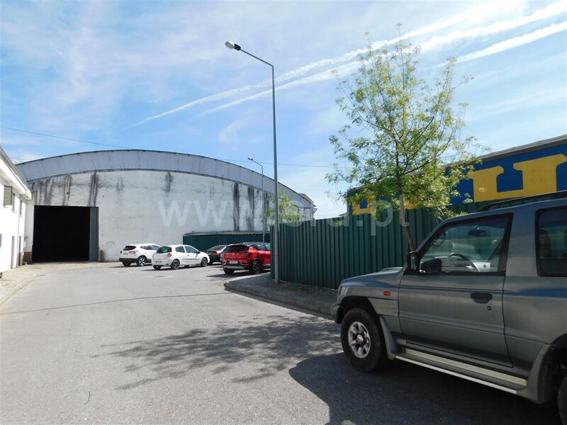 Warehouse with 1100sqm Alcaria Fundão - alarm, air conditioning, storage room, easy access
