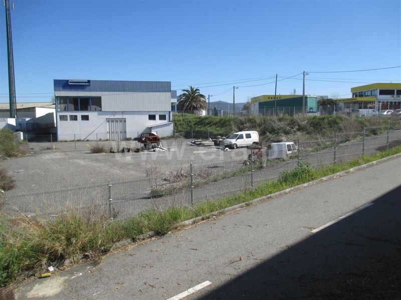 Land with 1200sqm Fundão