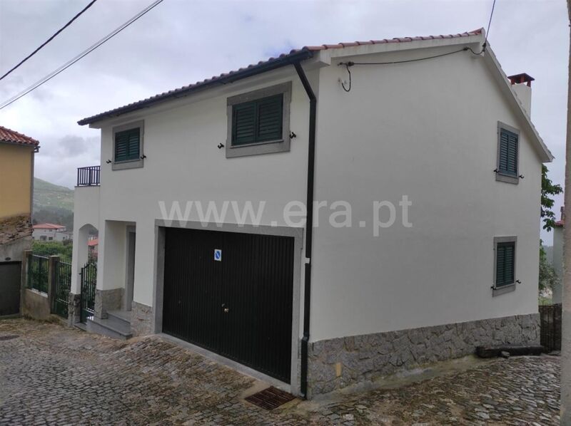 Garage with 50sqm Alcongosta Fundão - central location