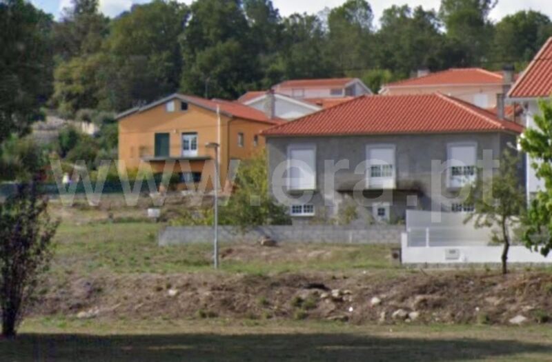 Plot with 500sqm Santa Comba Seia - construction viability