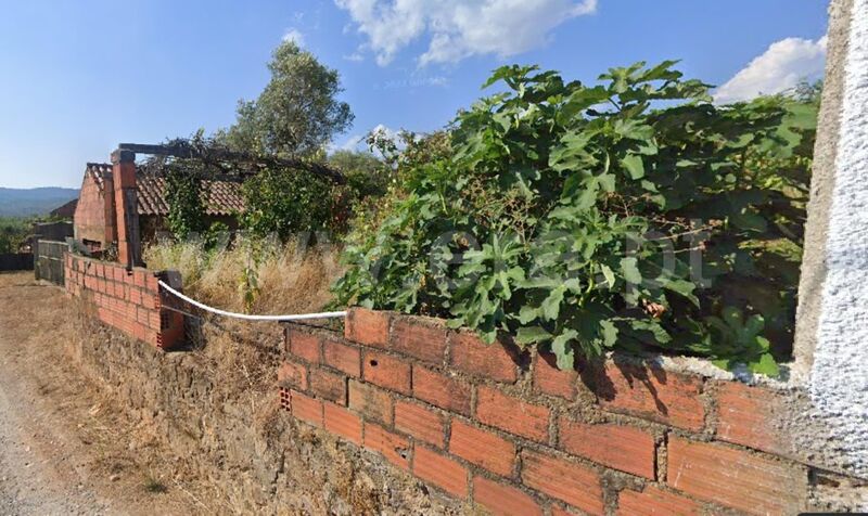 Terreno Urbano com 300m2 Pesinho Alcaria Fundão - viabilidade de construção