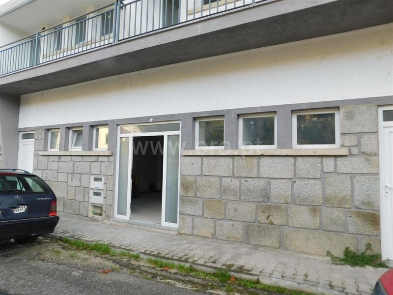 Warehouse with 285sqm Peso Covilhã