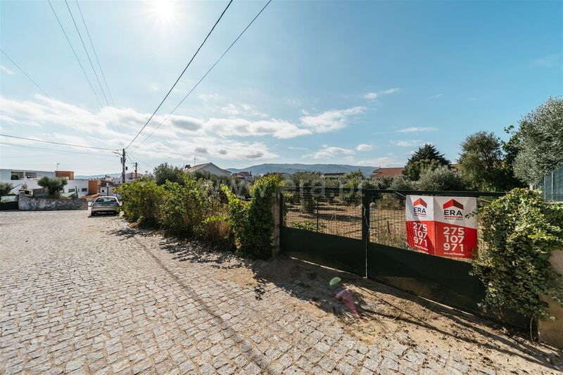 Plot of land with 1725sqm Telhado Fundão - electricity, water